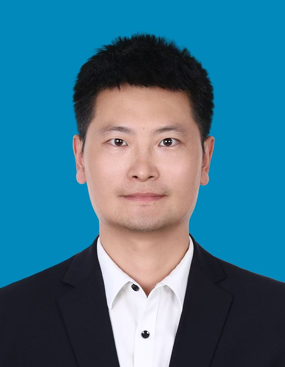 袁波